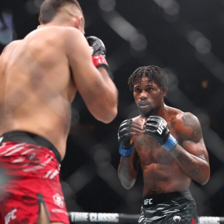 Kevin Holland vs Daniel Rodriguez Predictions for UFC 318 Odds on 07/19/2025