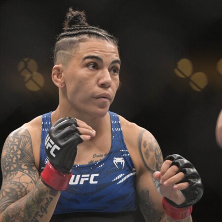 Jessica Andrade vs Loopy Godinez Betting Picks and Predictions for UFC 319 on 08/16/2025 Odds