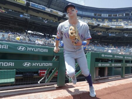 Philadelphia Phillies vs Texas Rangers Preview, 8/10/2025 MLB Predictions, Top Picks & Odds