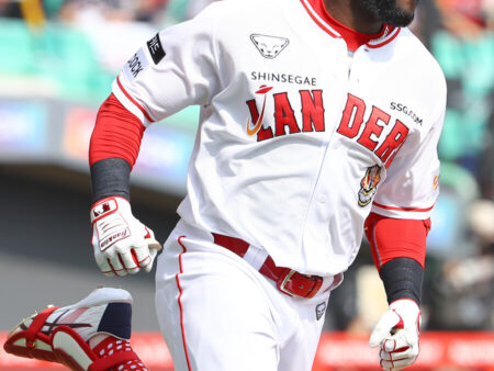 SSG Landers vs Lotte Giants Prediction for 8/9/2025 KBO Picks, Tips, and Odds