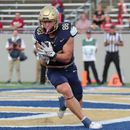 Central Michigan Chippewas vs Akron Zips Prediction for 10/4/2025 College Football Picks, Top Bets & Odds