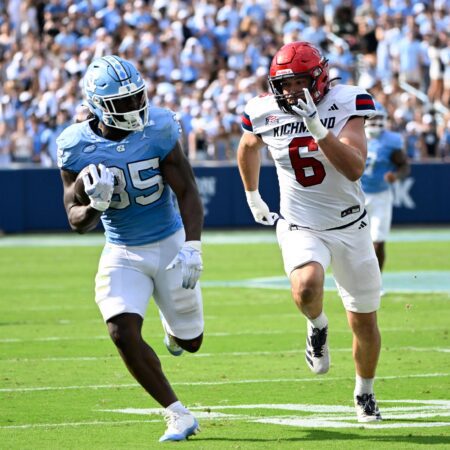 Clemson Tigers vs North Carolina Tar Heels College Football Predictions, Picks, Best Bets & Odds for 10/4/2025