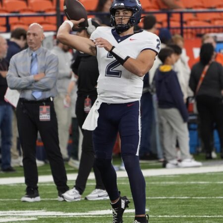 FIU Panthers vs Connecticut Huskies Forecast, 10/4/2025 College Football Selections, Best Bets & Odds