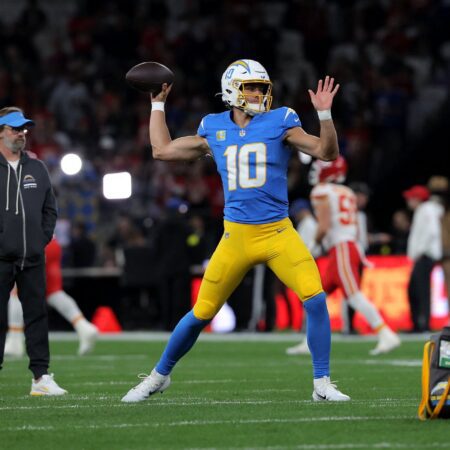 Los Angeles Chargers versus Las Vegas Raiders