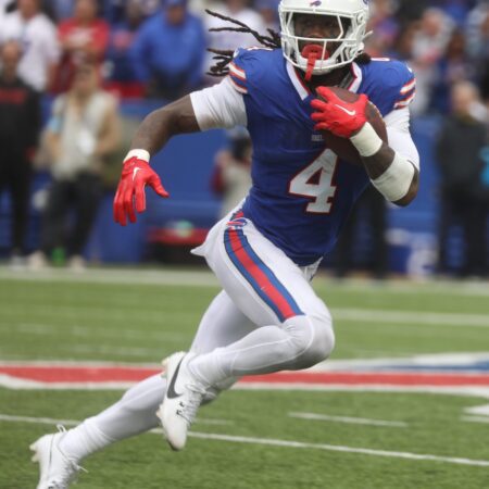 Buffalo Bills vs Carolina Panthers Prediction for NFL Picks, Best Bets & Odds Week 8 on 10/26/2025