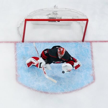 Carolina Hurricanes vs Vegas Golden Knights NHL Prediction, Picks, Best Bets & Odds for 10/20/2025