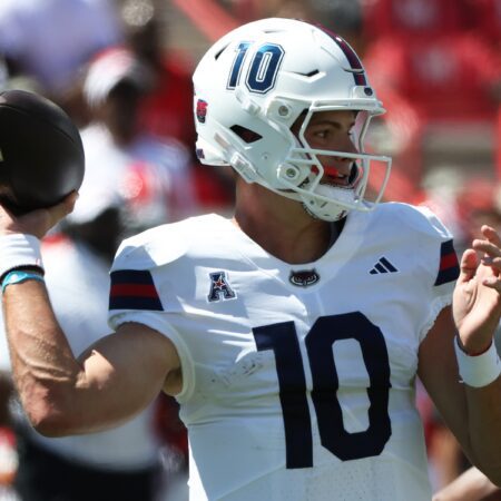 Florida Atlantic Owls vs USF Bulls Forecast, 10/18/2025 College Football Picks, Top Bets & Odds