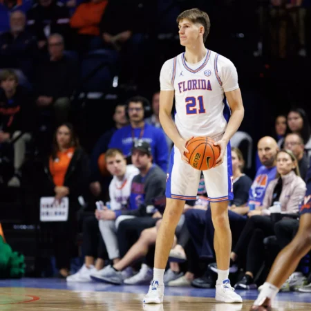 Merrimack Warriors vs Florida Gators Predictions for 11/21/2025 College Basketball Picks, Best Bets & Odds