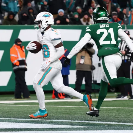 New Orleans Saints vs Miami Dolphins Prediction for 11/30/2025 NFL Picks, Best Bets & Odds in Week 13
