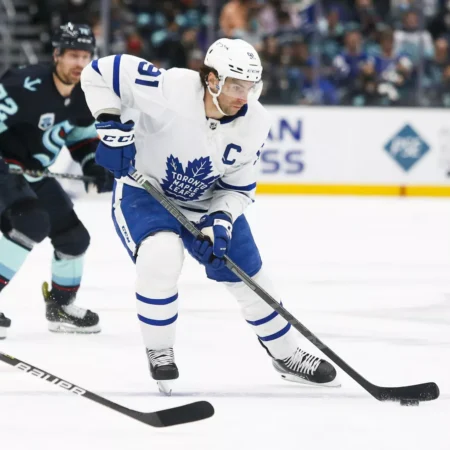 St. Louis Blues vs Toronto Maple Leafs Betting Picks, Predictions & Odds for 11/18/2025