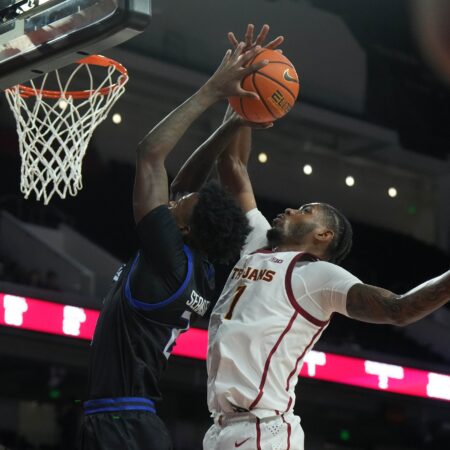 UT Arlington Mavericks vs Weber State Wildcats Prediction for College Basketball Picks, Best Bets & Odds on 11/22/2025