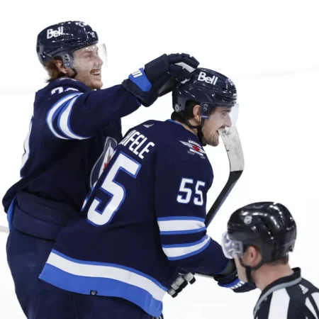 Winnipeg Jets vs Carolina Hurricanes Forecast, 11/28/2025 NHL Selections, Top Wagers & Odds