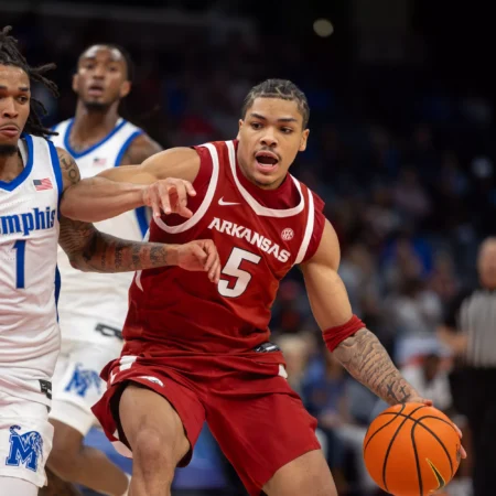 Winthrop Eagles vs Arkansas Razorbacks Prediction for College Basketball Picks, Best Bets & Odds on 11/18/2025