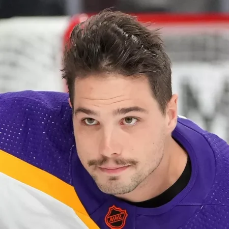 Los Angeles Kings vs Utah Mammoth Preview, 12/8/2025 NHL Predictions, Top Picks & Odds