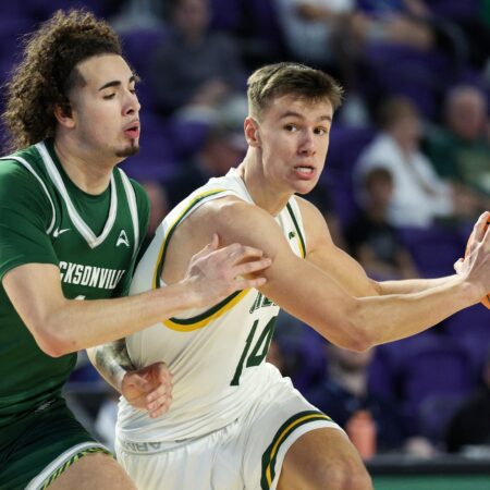 Niagara Purple Eagles vs Siena Saints Prediction for 12/5/2025 College Basketball Picks, Best Bets & Odds