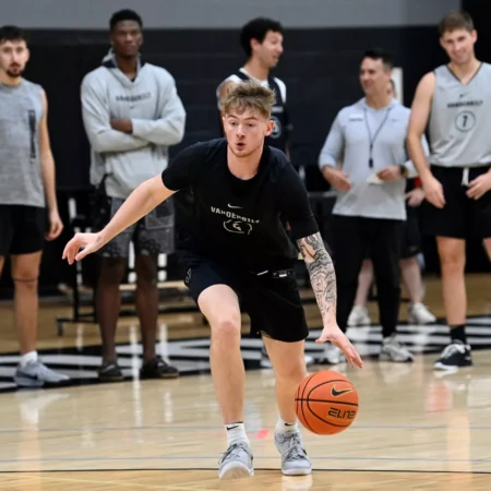 Vanderbilt Commodores vs Memphis Tigers Prediction for 12/17/2025: College Basketball Picks, Best Bets & Odds