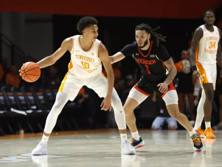 Tennessee Volunteers vs Mississippi State Bulldogs Preview, 2/11/2026 College Basketball Predictions, Best Bets & Odds