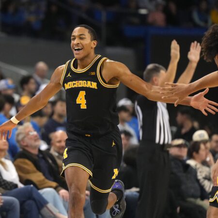 Michigan Wolverines and Ohio State Buckeyes Prediction for College Basketball Picks, Best Bets & Odds on 2/8/2026