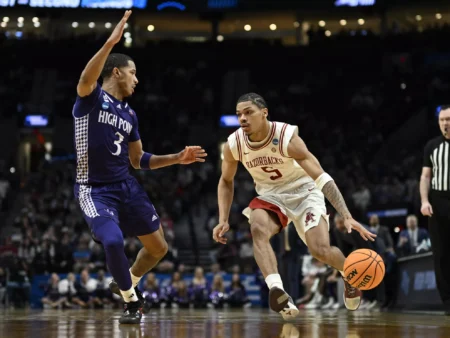 Arkansas Razorbacks vs Arizona Wildcats Game Prediction for 3/26/2026: College Basketball Picks, Best Bets & Odds