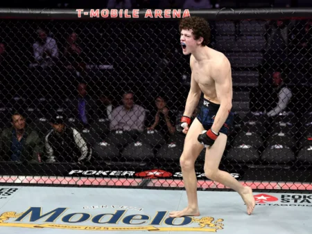 Chase Hooper vs. Lance Gibson Jr. Predictions, UFC Seattle Odds for 03/28/2026