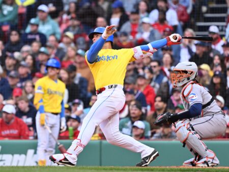Willson Contreras MLB Prop Bets Today Against Pittsburgh Pirates 8/14/2026