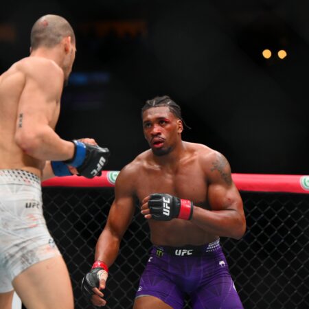 Mansur Abdul-Malik vs. Dustin Stoltzfus Betting Picks and Predictions for UFC 330 on 08/15/2026 Odds