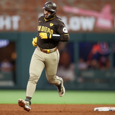 San Diego Padres vs Arizona Diamondbacks Outlook, 8/5/2026 MLB Predictions, Top Picks & Odds
