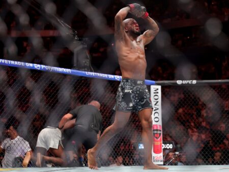 King Green vs Esteban Ribovics Analysis, 10/03/2026 Predictions UFC 332 Odds