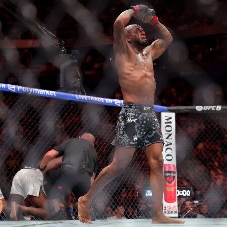 King Green vs Esteban Ribovics Analysis, 10/03/2026 Predictions UFC 332 Odds