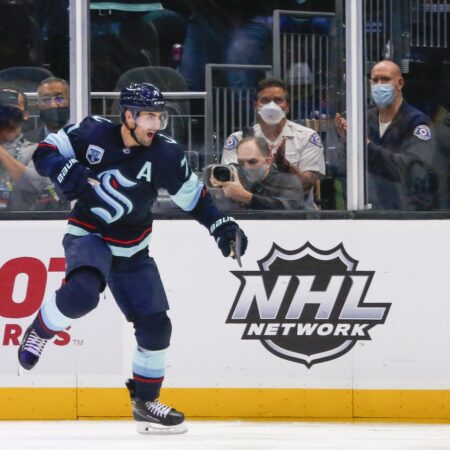 Seattle Kraken vs Tampa Bay Lightning Prediction, 10/15/2026 NHL Insights, Top Selections & Odds