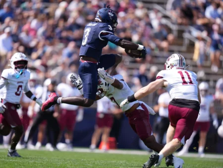 Syracuse Orange vs. Connecticut Huskies Preview: Predictions, College Football Picks, Best Bets & Odds for 10/3/2026