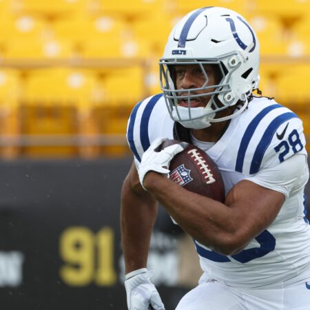 Tennessee Titans vs. Indianapolis Colts Outlook, 10/18/2026 NFL Picks, Top Bets & Odds for Week 6