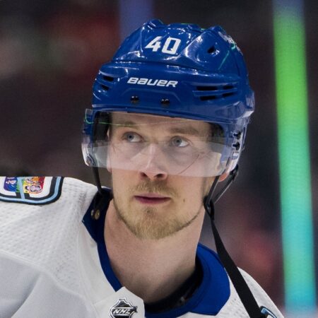 Vancouver Canucks vs. Tampa Bay Lightning Analysis, 10/17/2026 NHL Predictions, Top Picks & Odds